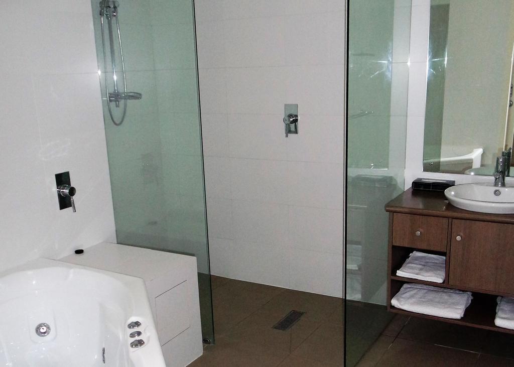 อะ มัสต์ แอต คูนาวาร์รา อพาร์ตเมนต์ Aparthotel เพโนลา ภายนอก รูปภาพ