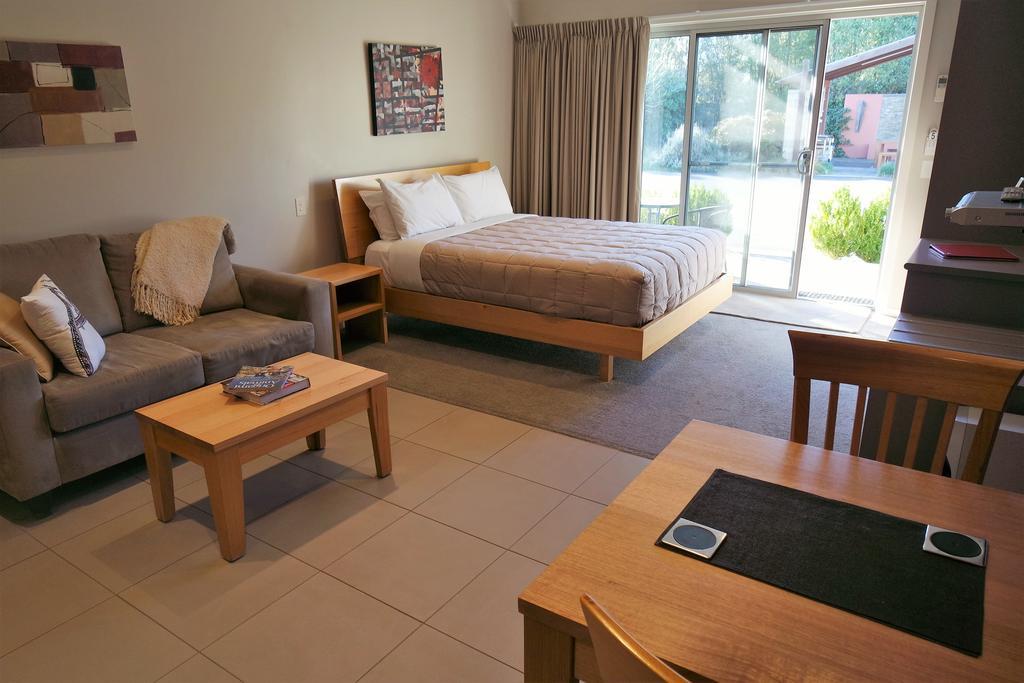อะ มัสต์ แอต คูนาวาร์รา อพาร์ตเมนต์ Aparthotel เพโนลา ภายนอก รูปภาพ